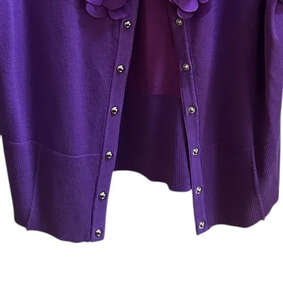 White House Black Market Purple Cardigan Sweater Floral Ruffle Appliques Sz M - Picture 7 of 8
